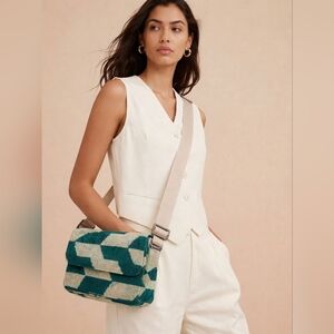 Wolf & Willa Geometric Teal and Cream Bag Crossbody Shoulder Bag Purse NWT